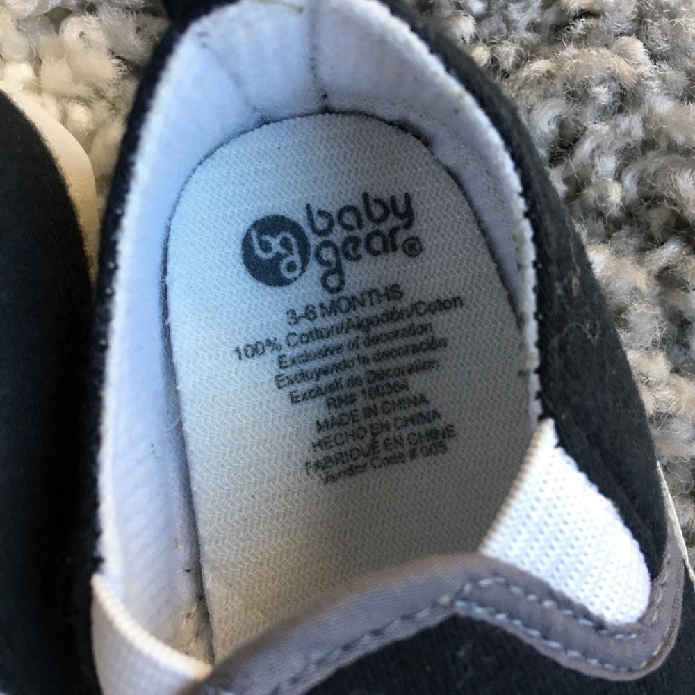 “Little Dude” baby shoes - Picture 2 of 3